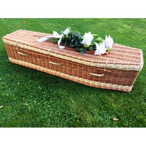 Autumn Gold Wicker / Willow Natural Buff & Cream (Traditional) Coffin ** Endlessly Treasured **